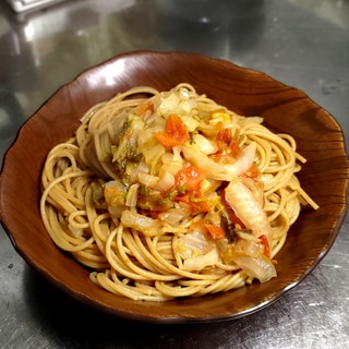 牛脂で簡単♪白菜とトマトのパスタ